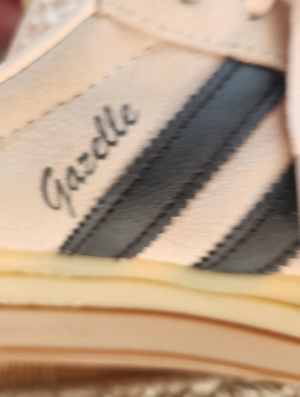 Adidas Women’s Light Pink Platform Gazelle Size 8 - Picture 5 of 8